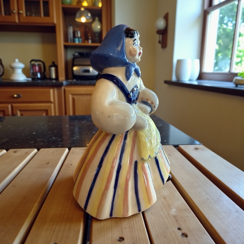 Ceramic Arts Studio Dutch Peasant Girl Figurine Blue Bonnet Striped Skirt